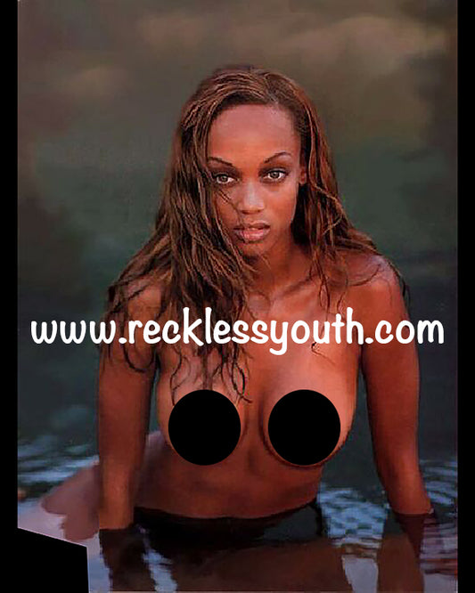 Tyra Banks 016
